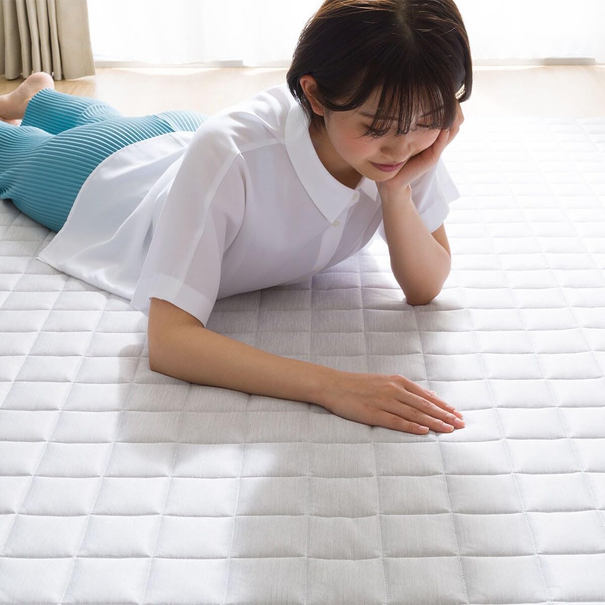 ニトリ夏用ラグ接触冷感洗えるNCOOL キルトボーダーグレー | ヤマダ
